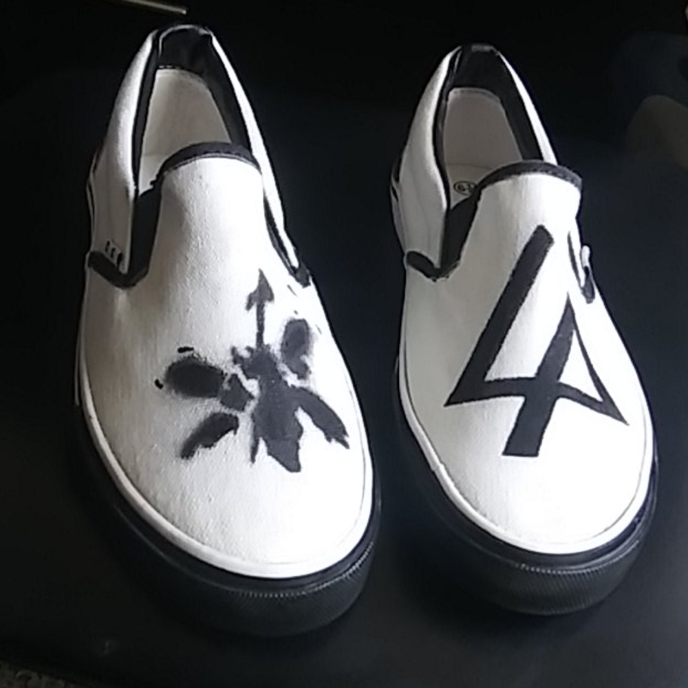Shoe and hat